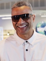 tuj